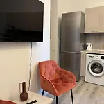 Suzannah Apartment By The Danube